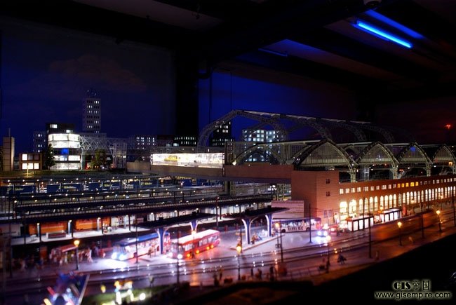 城会玩 Google街景用微型相机拍了一个微缩世界