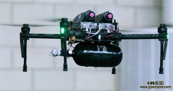 这种氢燃料电池能让无人机不停地飞两个小时
