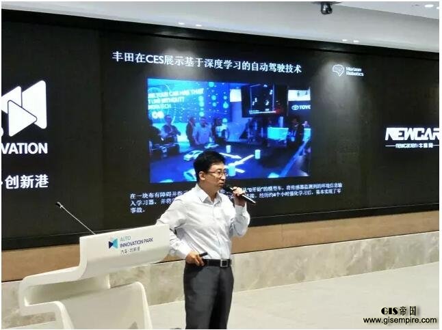 深度:如何将深度学习和自动驾驶结合在一起?